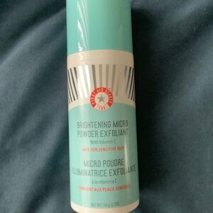 FAB Exfoliating Powder